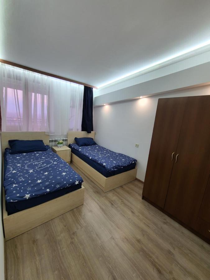 Flat With Balcony On Cascade Apartment Yerevan Exterior photo